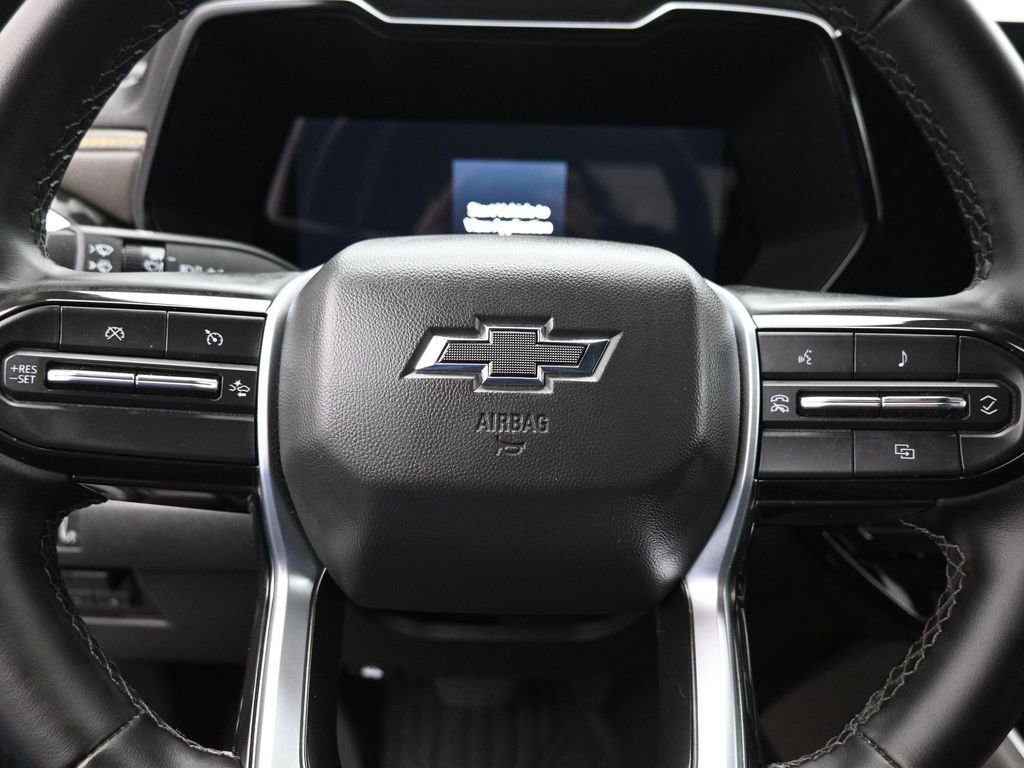 Used 2024 Chevrolet Colorado ZR2 w/ Technology Package image 12