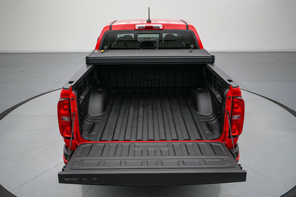 Used 2020 Chevrolet Colorado LT w/ Luxury Package RWD image 6