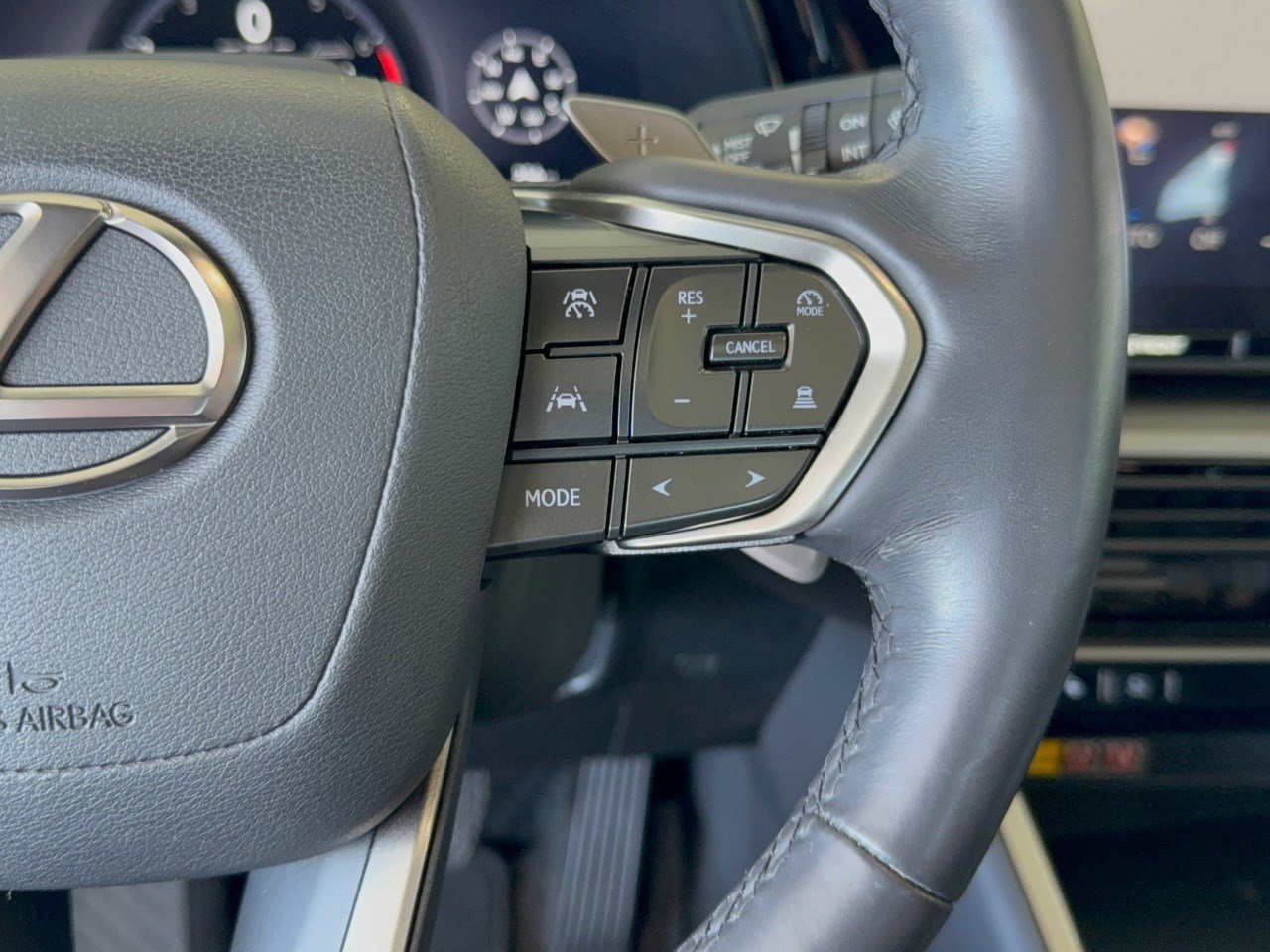 Used 2024 Lexus TX 350 FWD w/ Captains Chair Package image 19