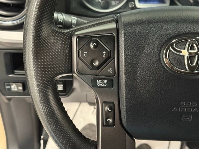 Used 2017 Toyota Tacoma TRD Off-Road image 20
