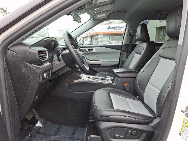 Certified 2023 Ford Explorer XLT w/ Equipment Group 202A AWD/4WD image 11