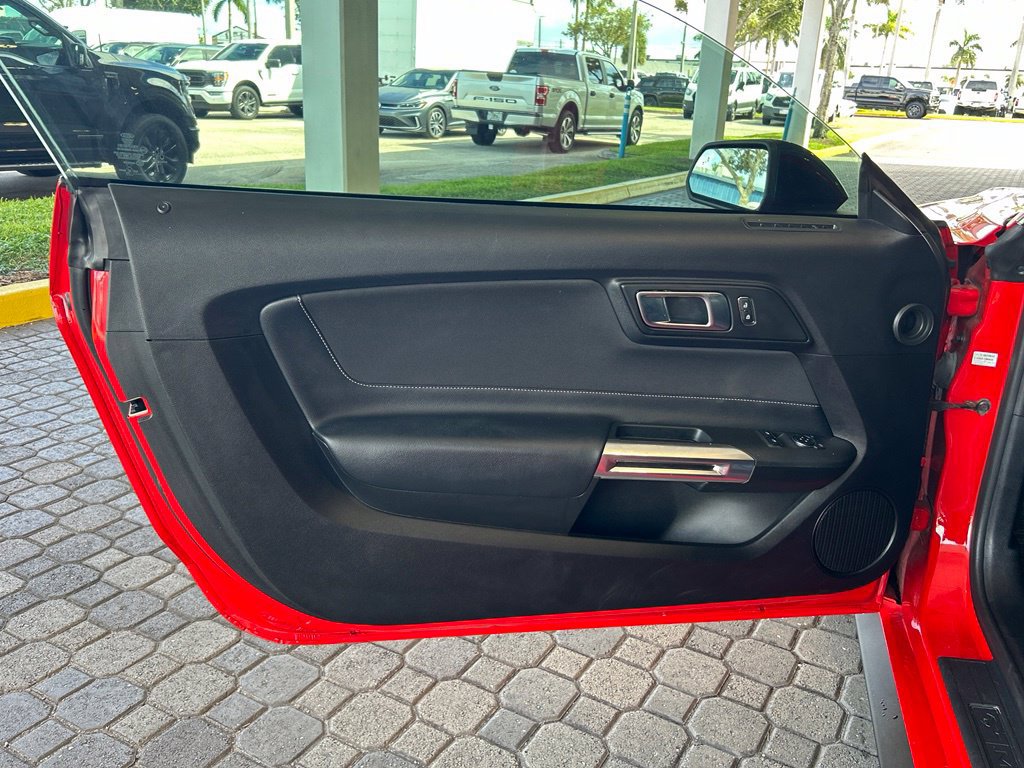 Certified 2022 Ford Mustang GT w/ Black Accent Package RWD image 33