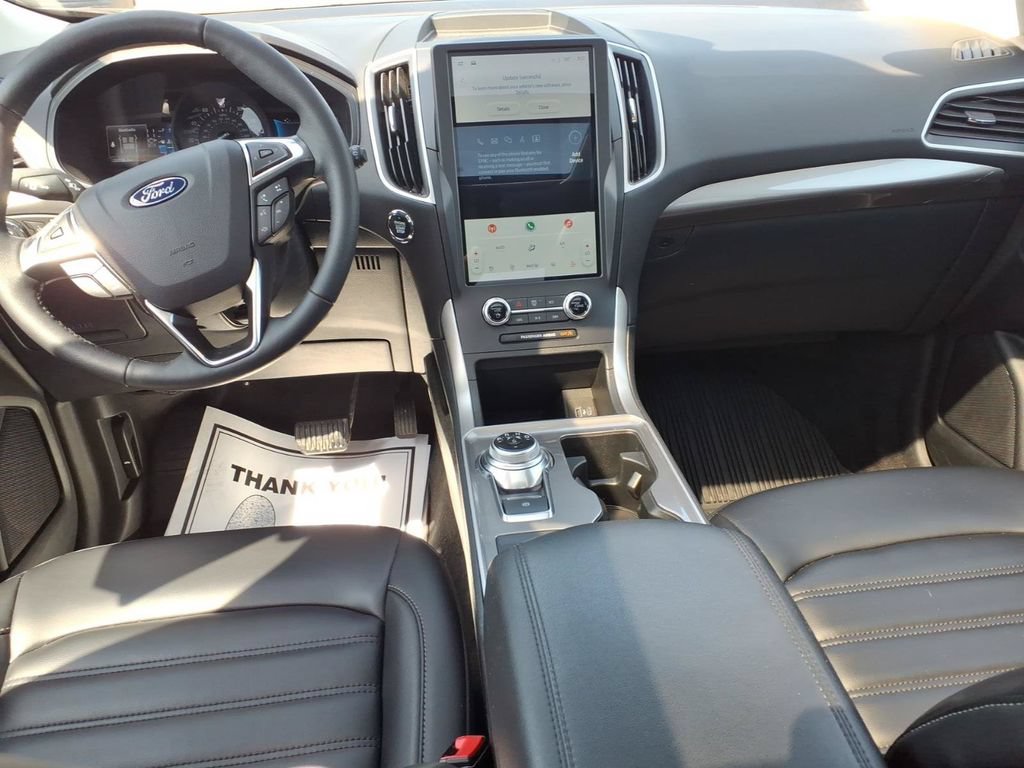 Certified 2024 Ford Edge SEL w/ Convenience Package AWD/4WD image 11