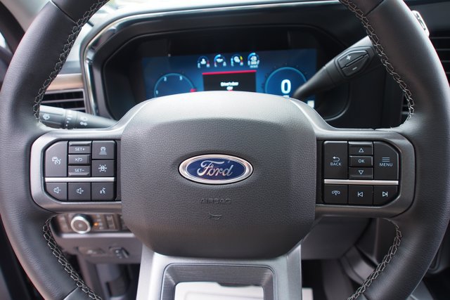 Certified 2025 Ford F350 Lariat w/ Lariat Ultimate Package AWD/4WD image 21