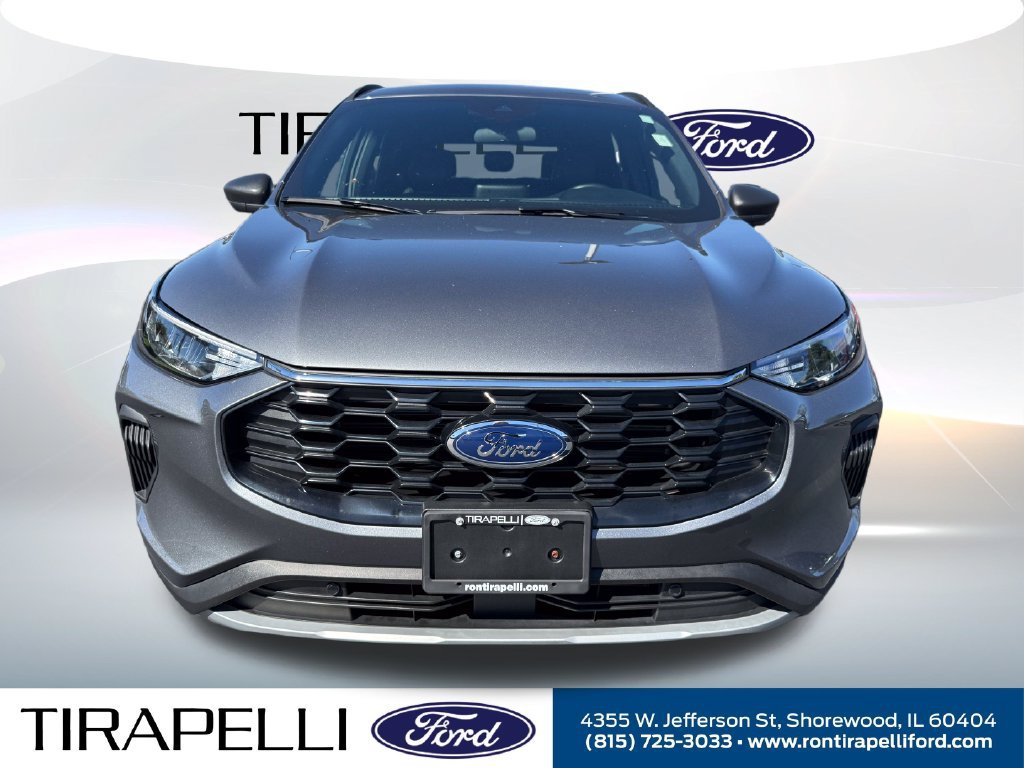 Certified 2025 Ford Escape ST-Line w/ Cold Weather Package FWD image 7
