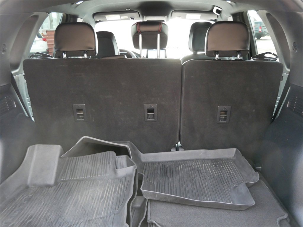 Certified 2025 Ford Escape ST-Line image 10