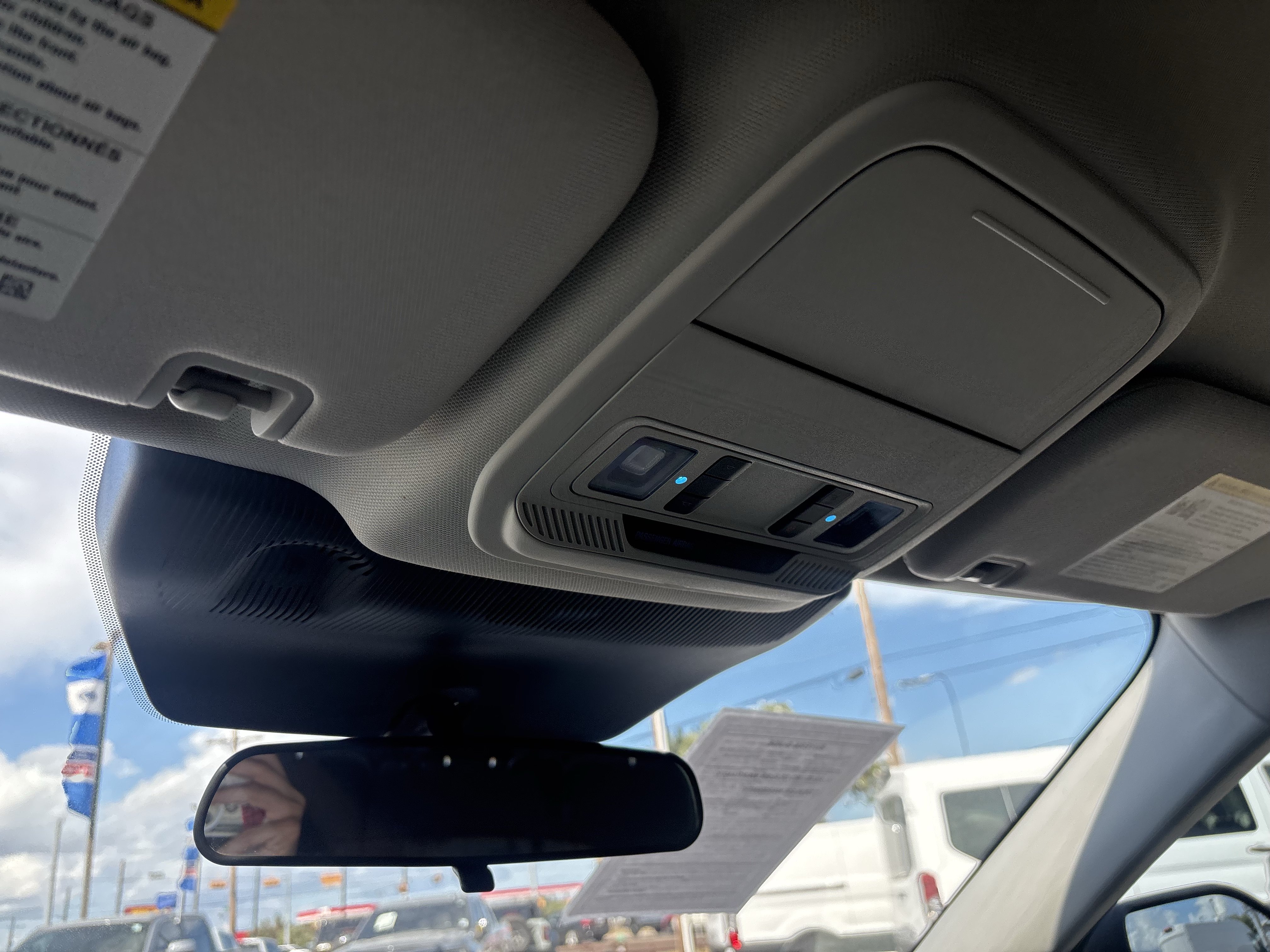 Certified 2025 Ford Explorer Active RWD image 38