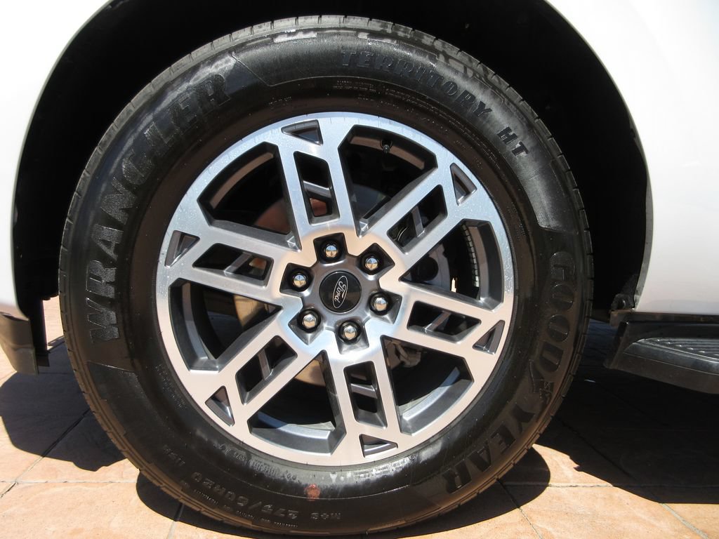 Certified 2025 Ford Expedition Max Active RWD image 9