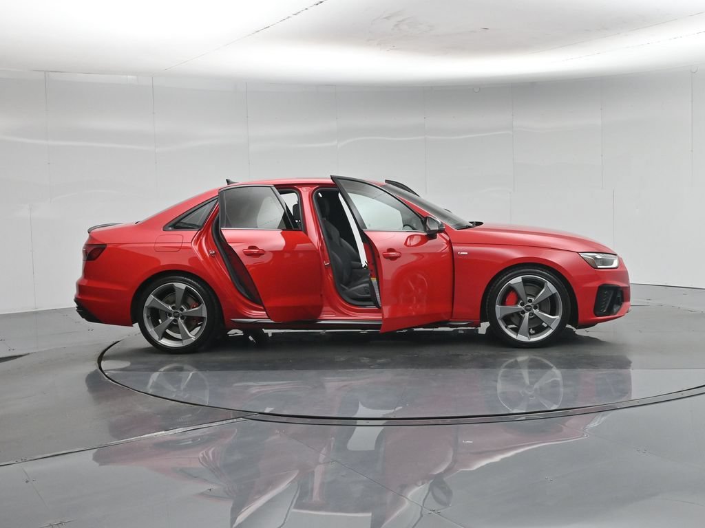 Used 2024 Audi A4 2.0T Premium Plus w/ Premium Plus Package AWD/4WD image 5