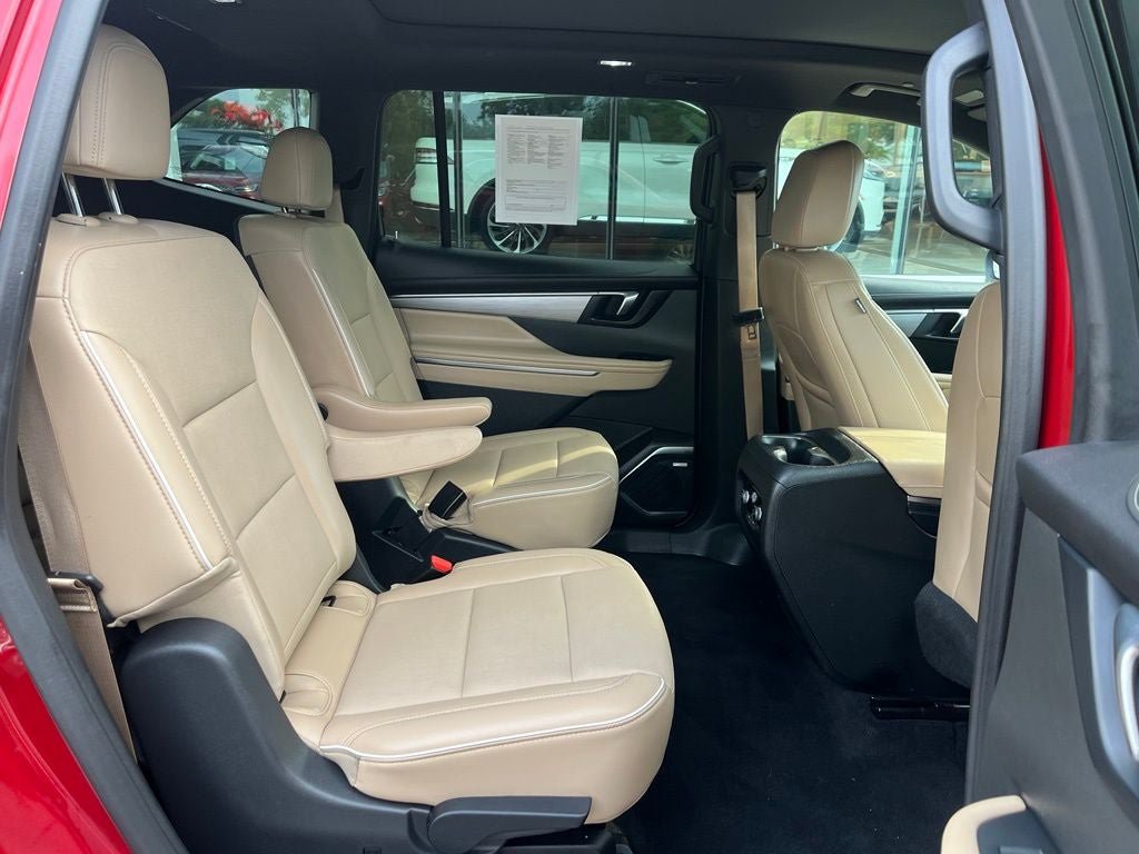 Used 2025 Buick Enclave Preferred w/ Power Package AWD/4WD image 19
