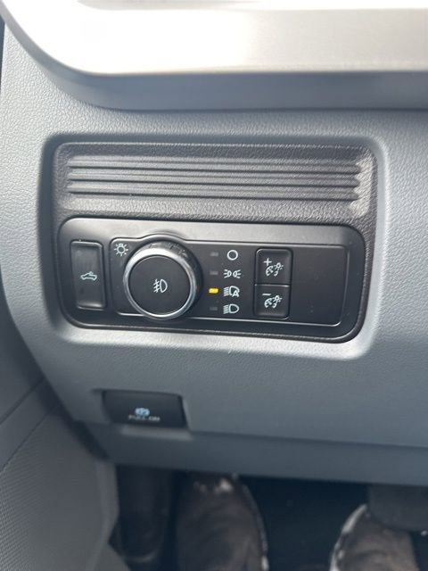 Certified 2025 Ford F350 XLT w/ 360-Degree Camera Package image 18