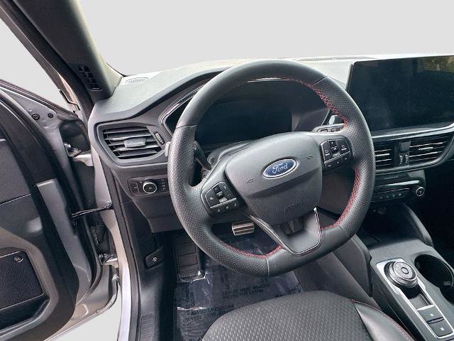 Certified 2023 Ford Escape ST-Line Select w/ Tech Pack #2 image 10