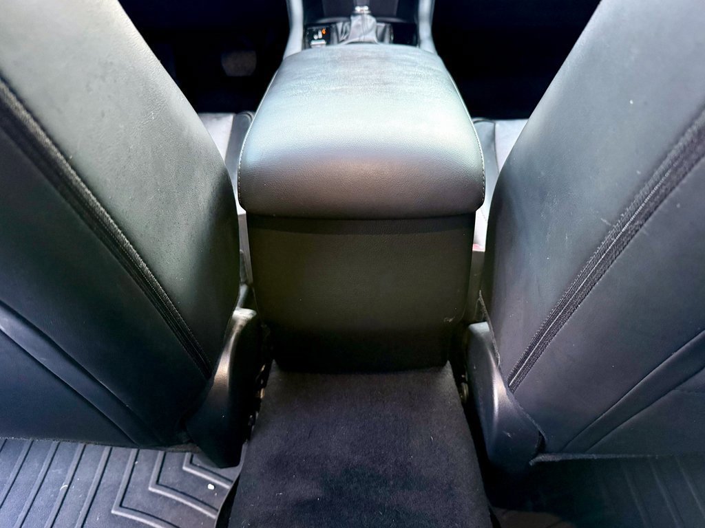 Used 2020 MAZDA MAZDA3 Premium image 63