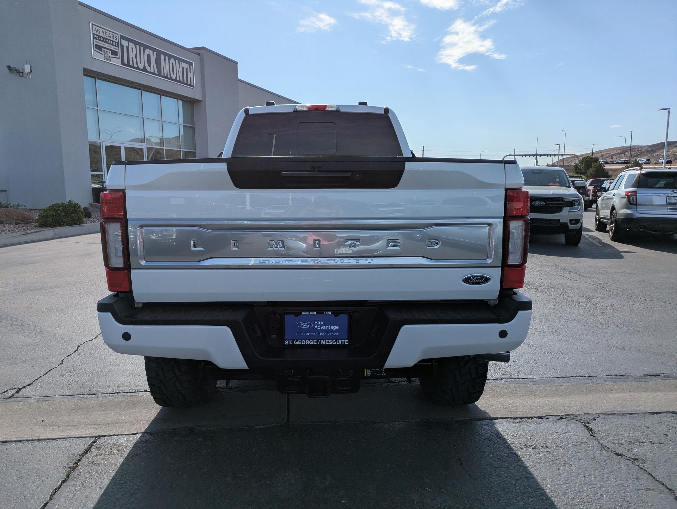 Certified 2022 Ford F350 Limited AWD/4WD image 6