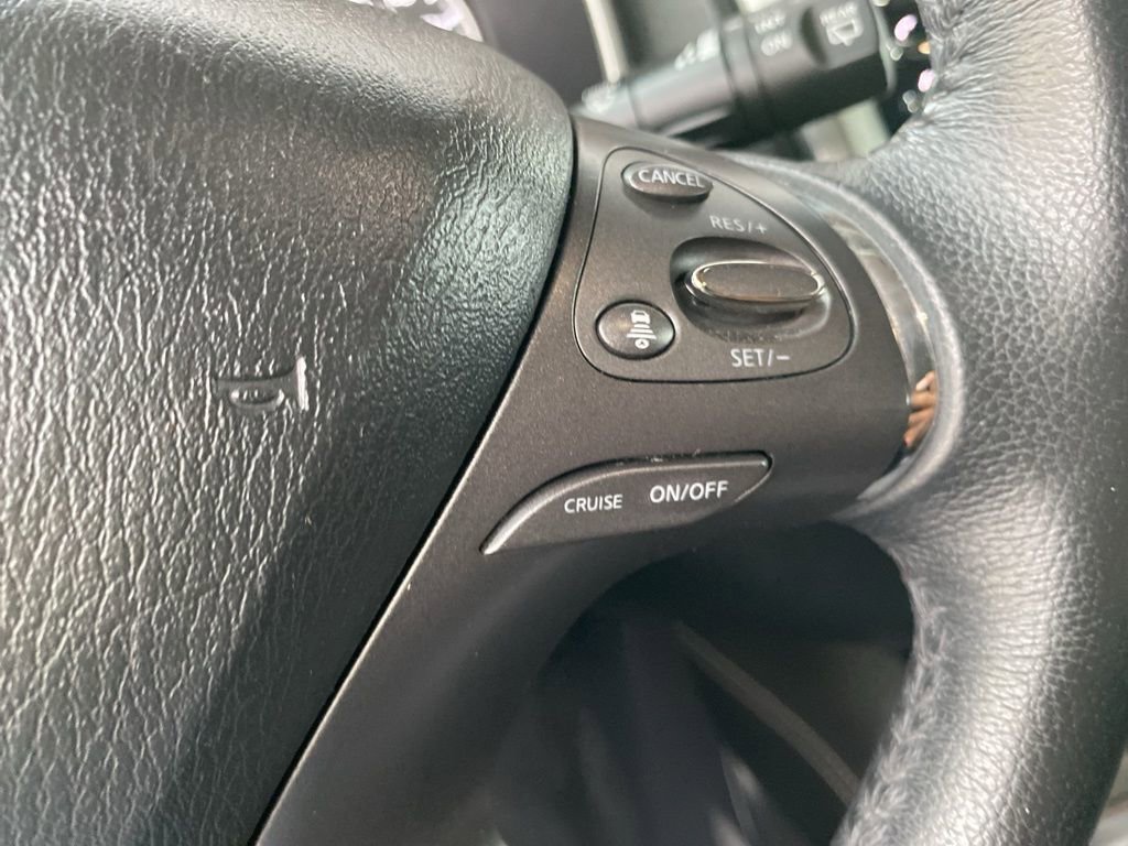 Used 2023 Nissan Murano SV image 29