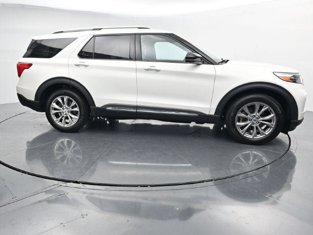 Certified 2023 Ford Explorer Limited w/ Limited Technology Package AWD/4WD image 12