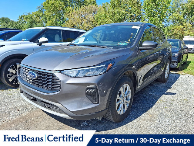 Certified 2023 Ford Escape Active w/ Tech Pack #2 AWD/4WD image 3