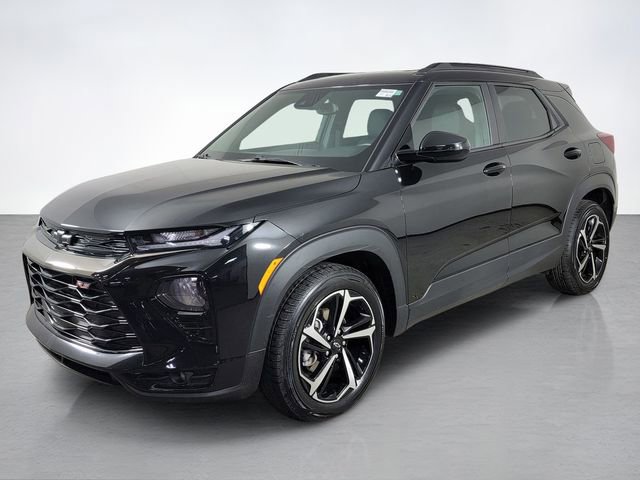 Used 2023 Chevrolet TrailBlazer RS w/ Sun and Liftgate Package FWD image 7