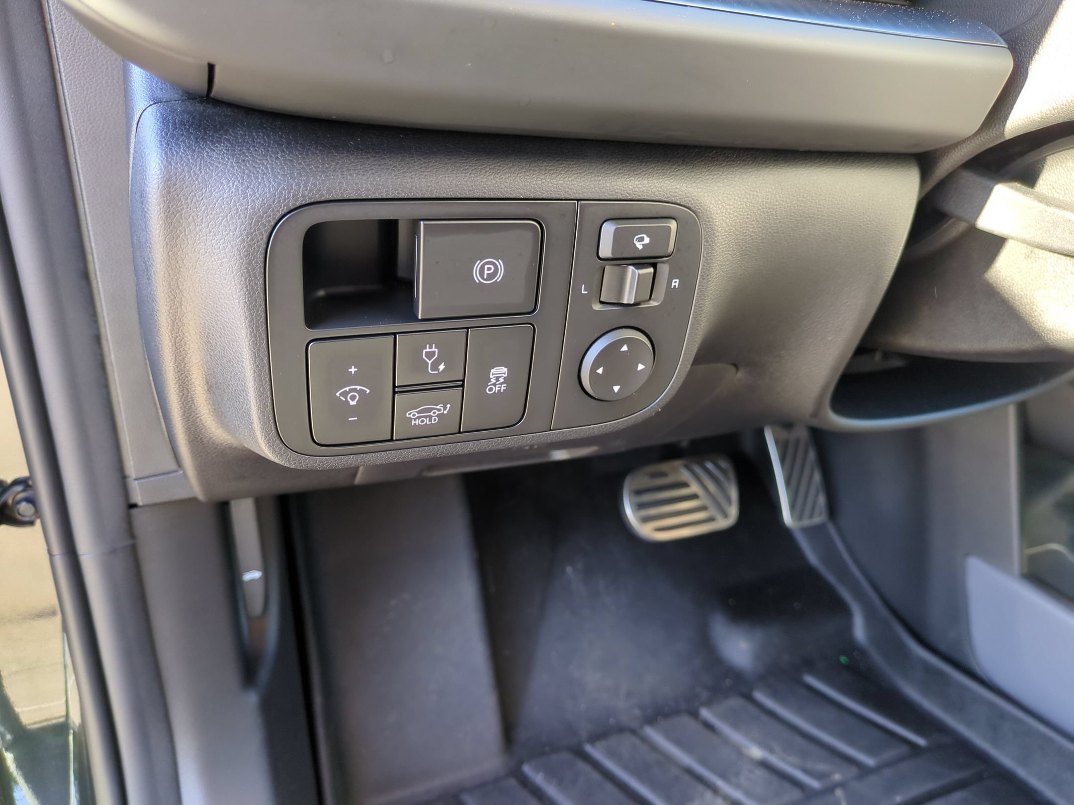 Used 2023 Hyundai Ioniq 6 Limited RWD image 18