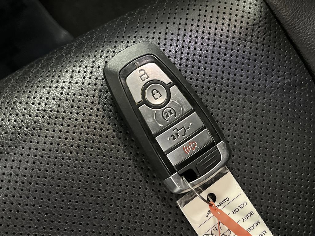 Certified 2022 Ford F150 Lariat w/ Equipment Group 501A Mid image 32