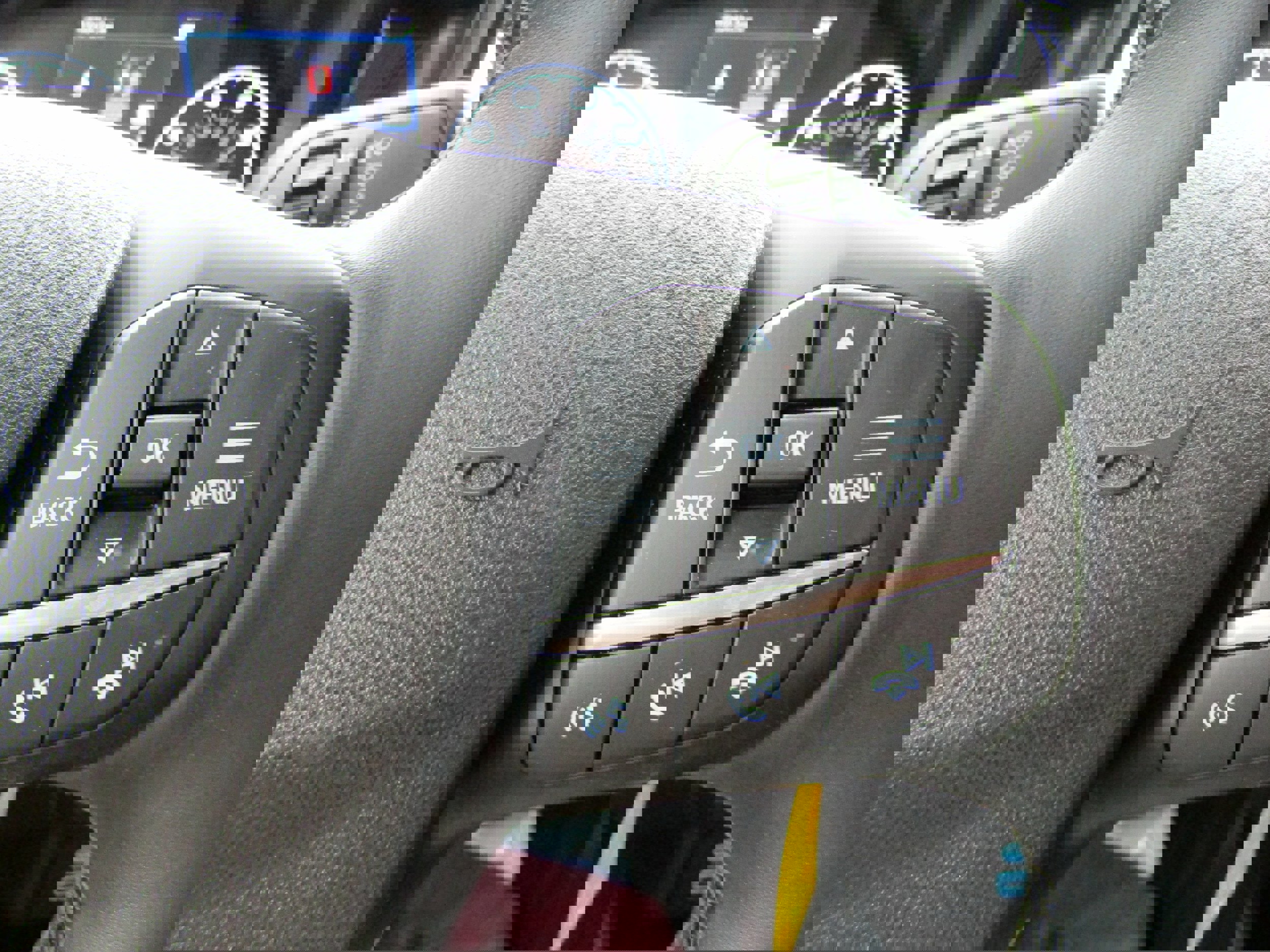 Certified 2024 Ford Maverick XLT w/ XLT Luxury Package image 30