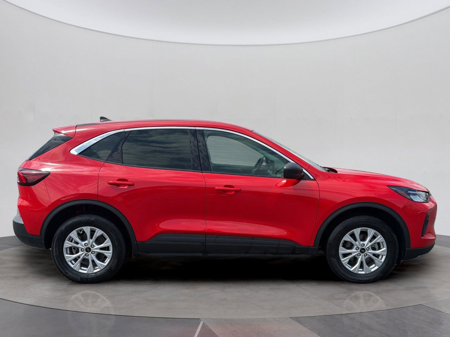 Certified 2024 Ford Escape Active AWD/4WD image 7