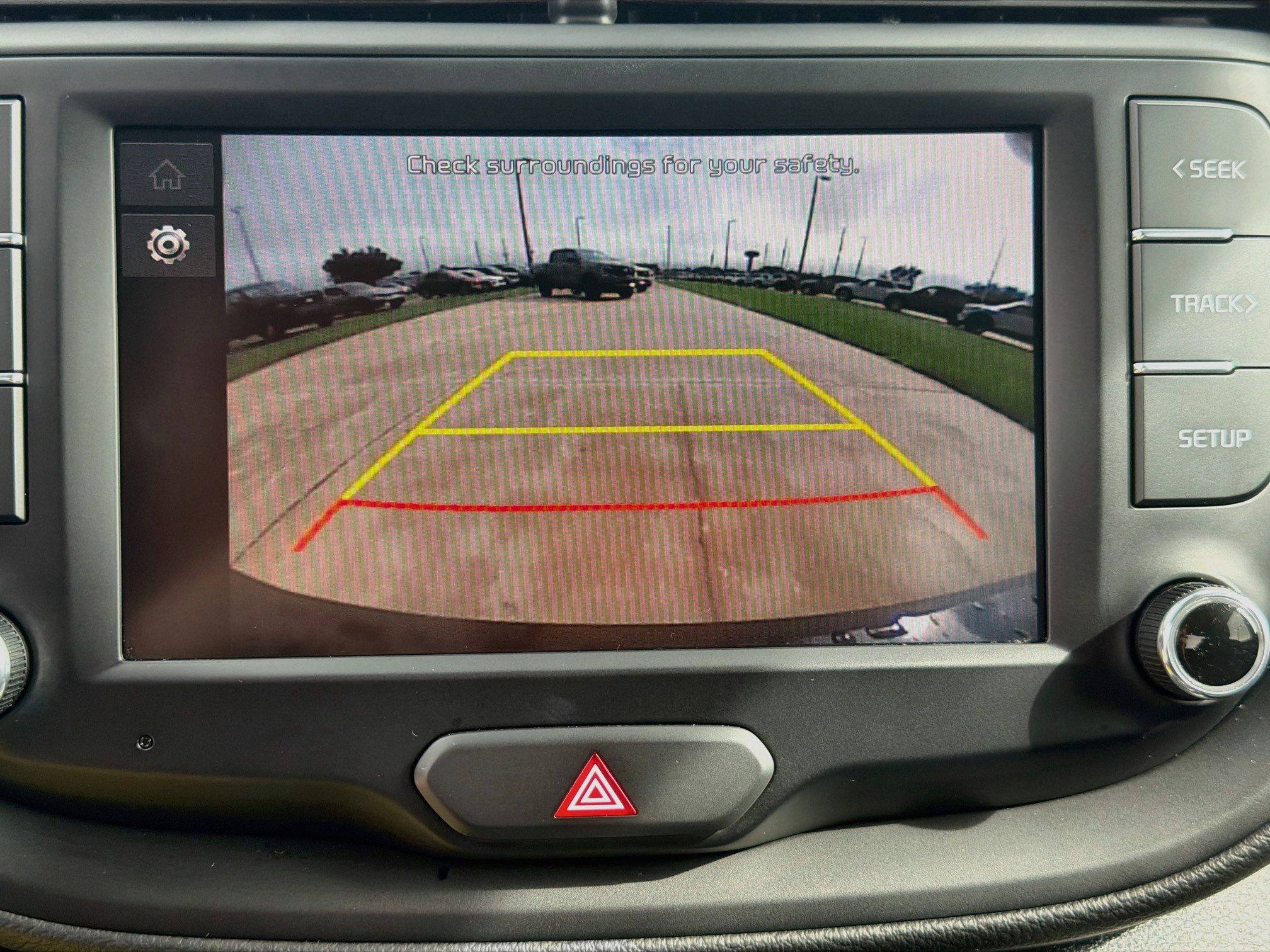 Used 2025 Kia Soul LX w/ LX Technology Package FWD image 13