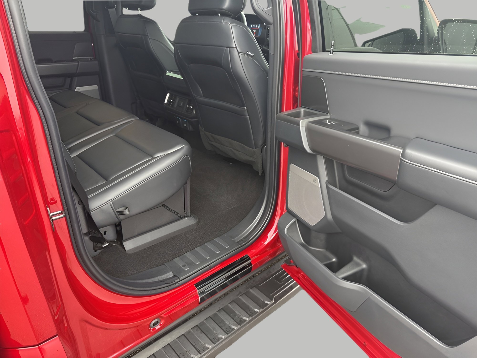 Certified 2024 Ford F150 XLT w/ Equipment Group 303A High image 16