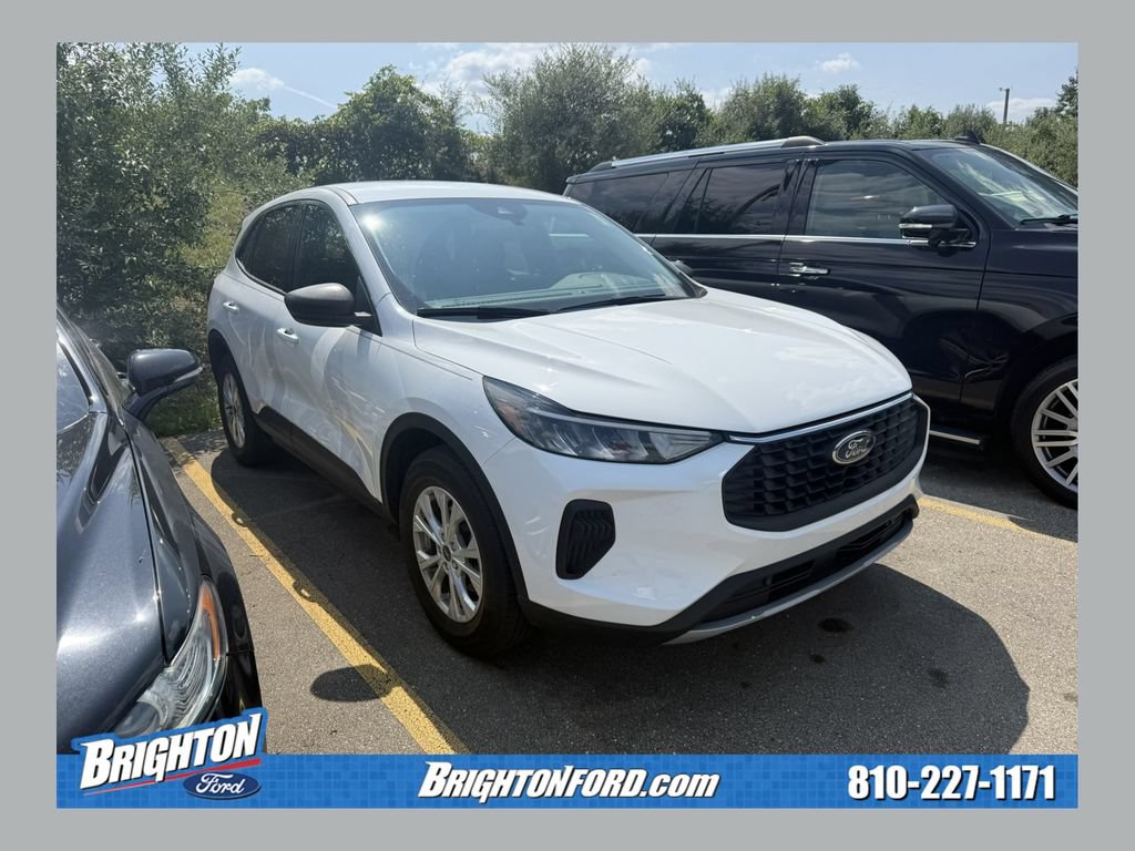 Certified 2023 Ford Escape Active AWD/4WD image 1