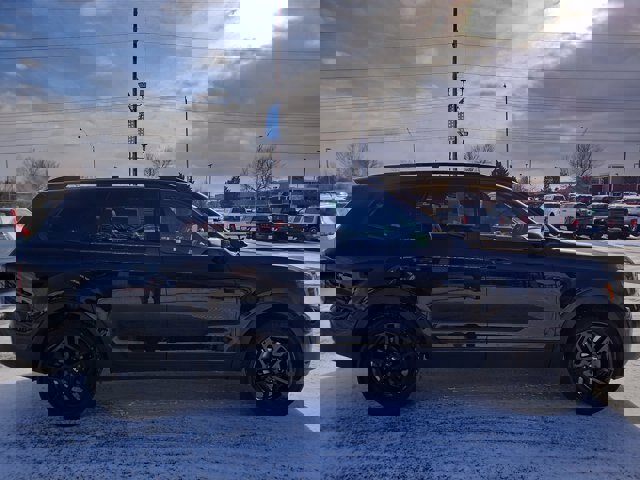 Used 2024 Kia Telluride EX X-Line image 2