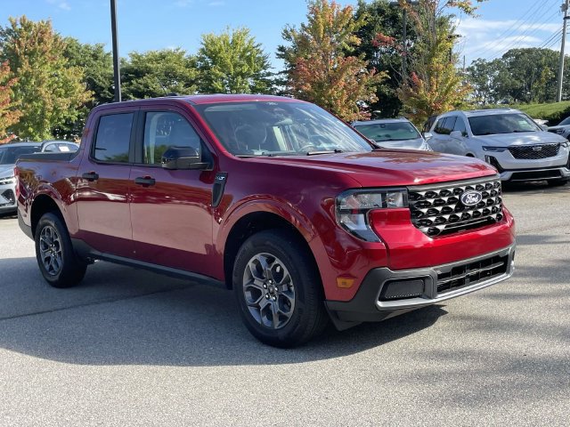 Certified 2026 Ford Maverick XLT w/ XLT Luxury Package FWD image 7