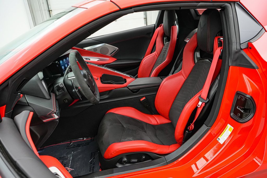 Used 2020 Chevrolet Corvette Stingray Preferred Conv w/ 2LT Preferred Equipment Group image 25