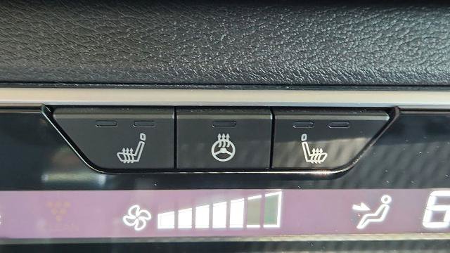 Used 2023 Nissan Altima 2.0 SR FWD image 21