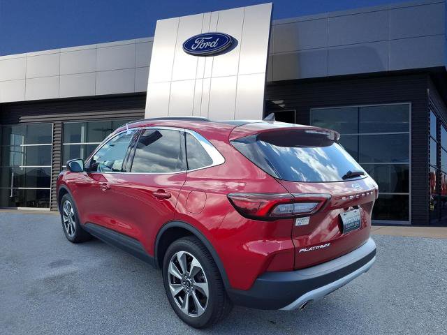 Certified 2023 Ford Escape Platinum AWD/4WD image 3