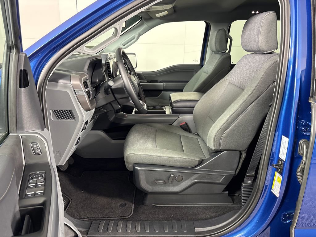 Certified 2025 Ford F150 XLT w/ Equipment Group 302A MID image 30