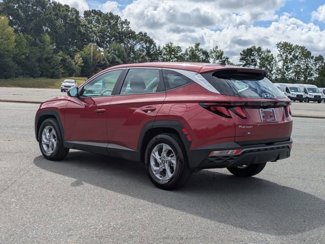 Used 2024 Hyundai Tucson SE image 3