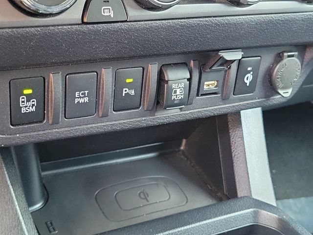 Used 2020 Toyota Tacoma TRD Pro AWD/4WD image 12