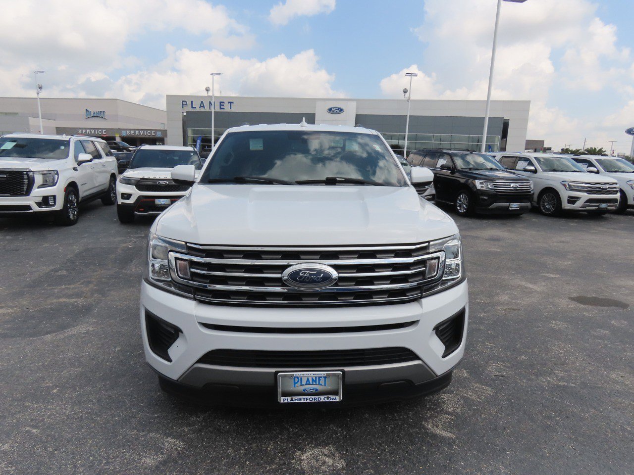 Certified 2020 Ford Expedition XLT RWD image 5
