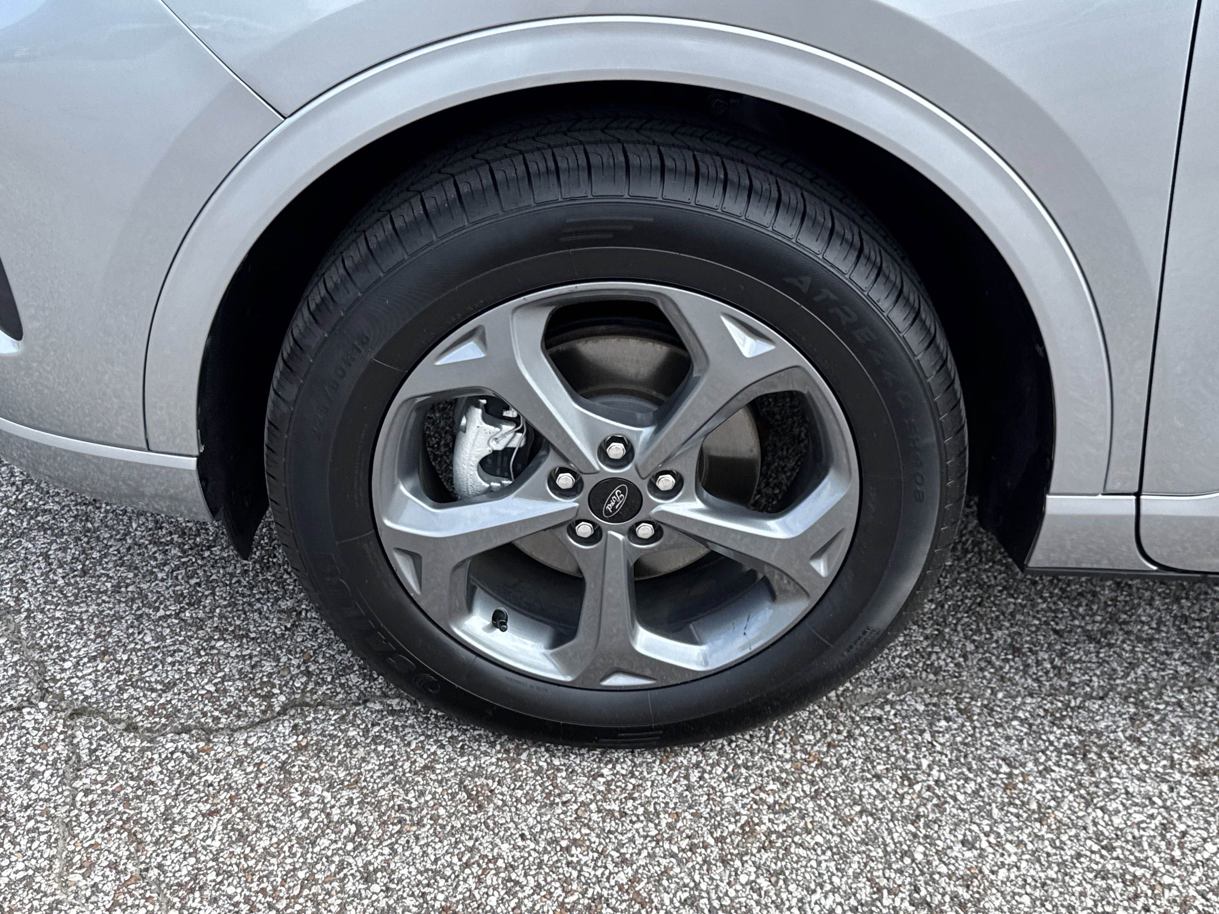 Certified 2024 Ford Escape ST-Line w/ Tech Pack #1 image 9