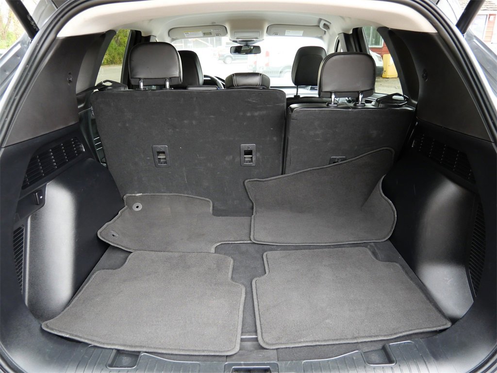 Certified 2024 Ford Escape Platinum image 10