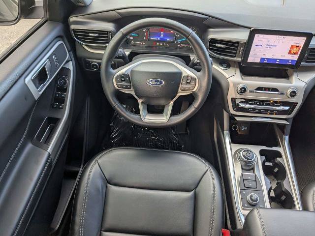 Certified 2024 Ford Explorer XLT w/ Equipment Group 202A AWD/4WD image 17