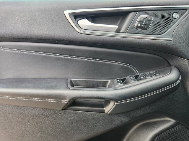 Certified 2023 Ford Edge Titanium AWD/4WD image 20
