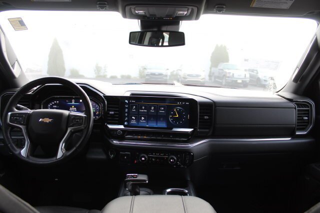 Used 2023 Chevrolet Silverado 1500 LTZ AWD/4WD image 7
