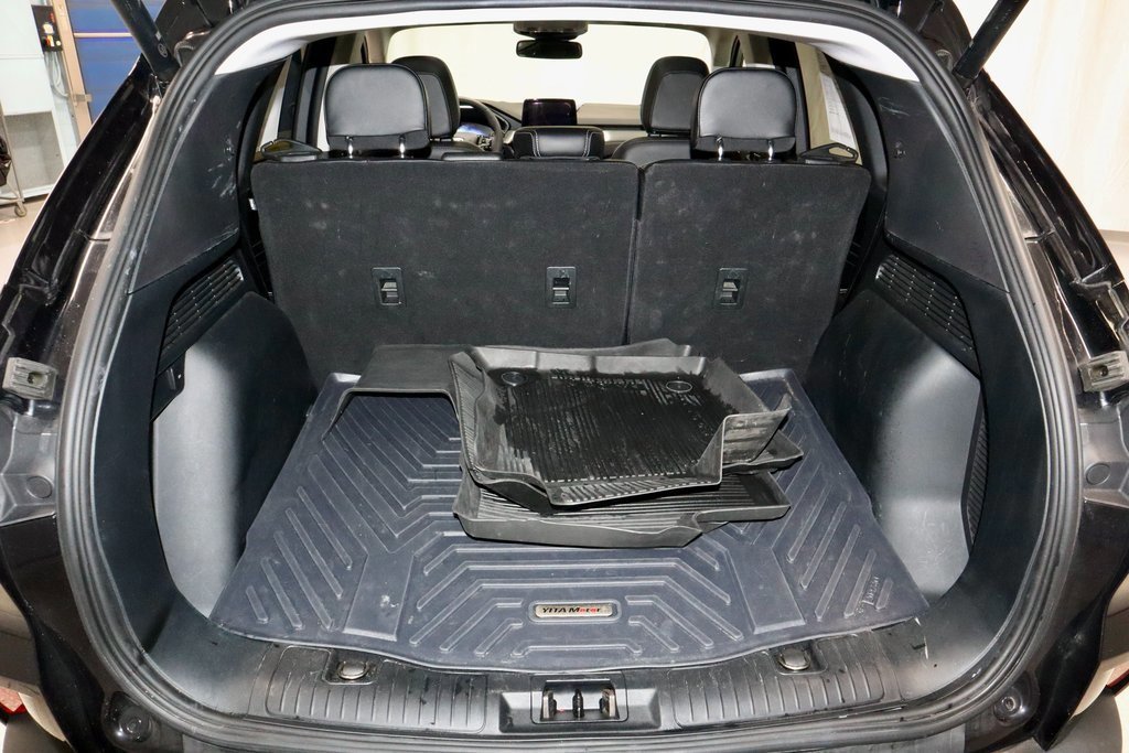 Certified 2022 Ford Escape Titanium w/ Class II Trailer Tow Package image 14