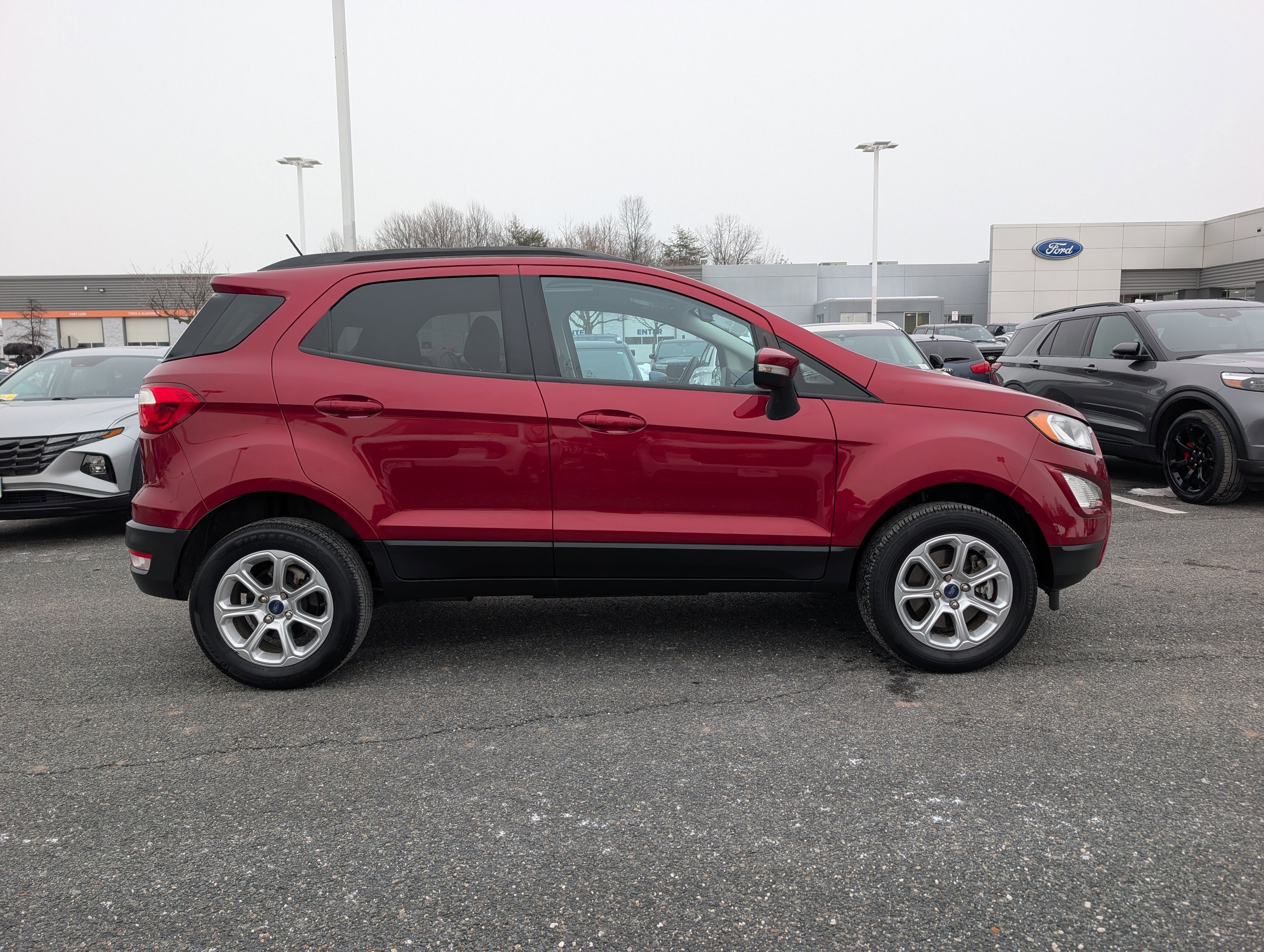 Certified 2020 Ford EcoSport SE image 6