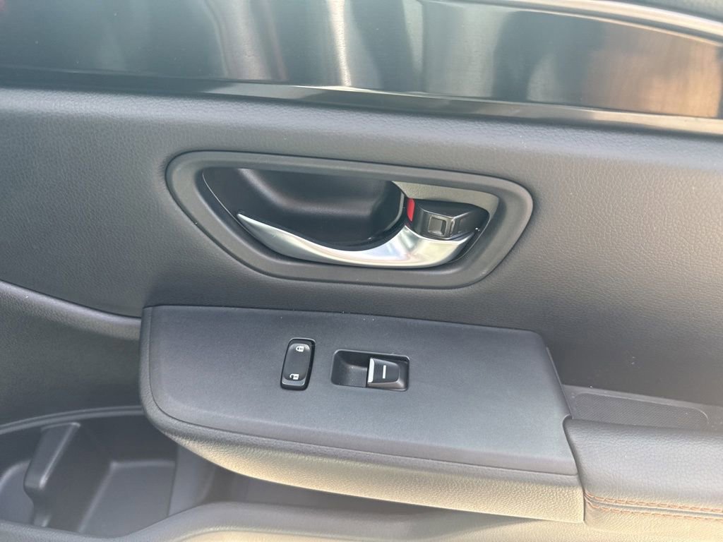 Used 2023 Honda Pilot TrailSport image 36