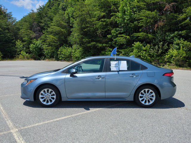 Used 2020 Toyota Corolla LE w/ LE Premium Package FWD image 7