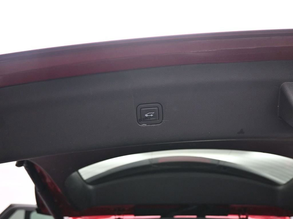 Used 2024 Buick Enclave Premium image 46