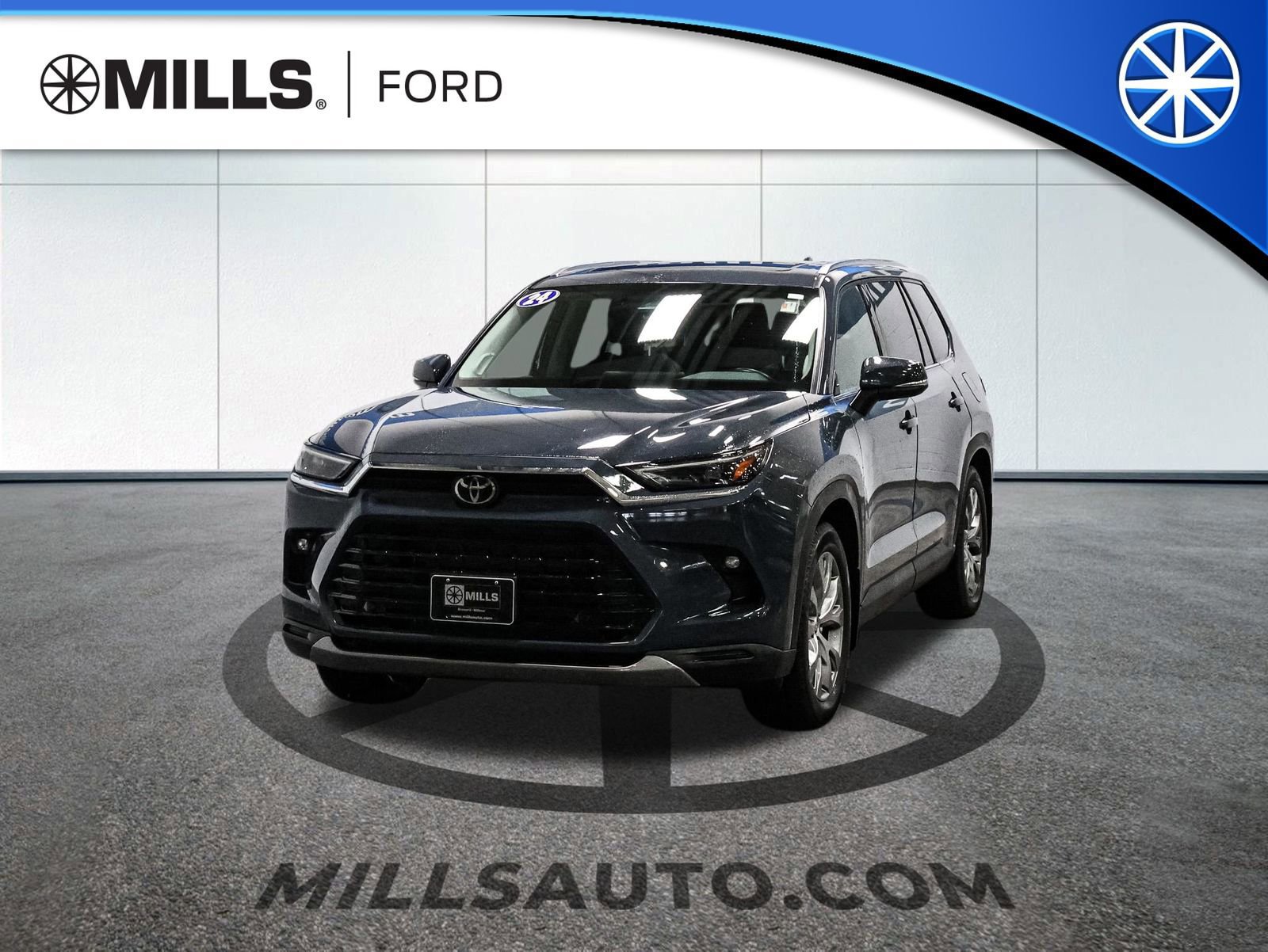 Used 2024 Toyota Grand Highlander Limited image 10