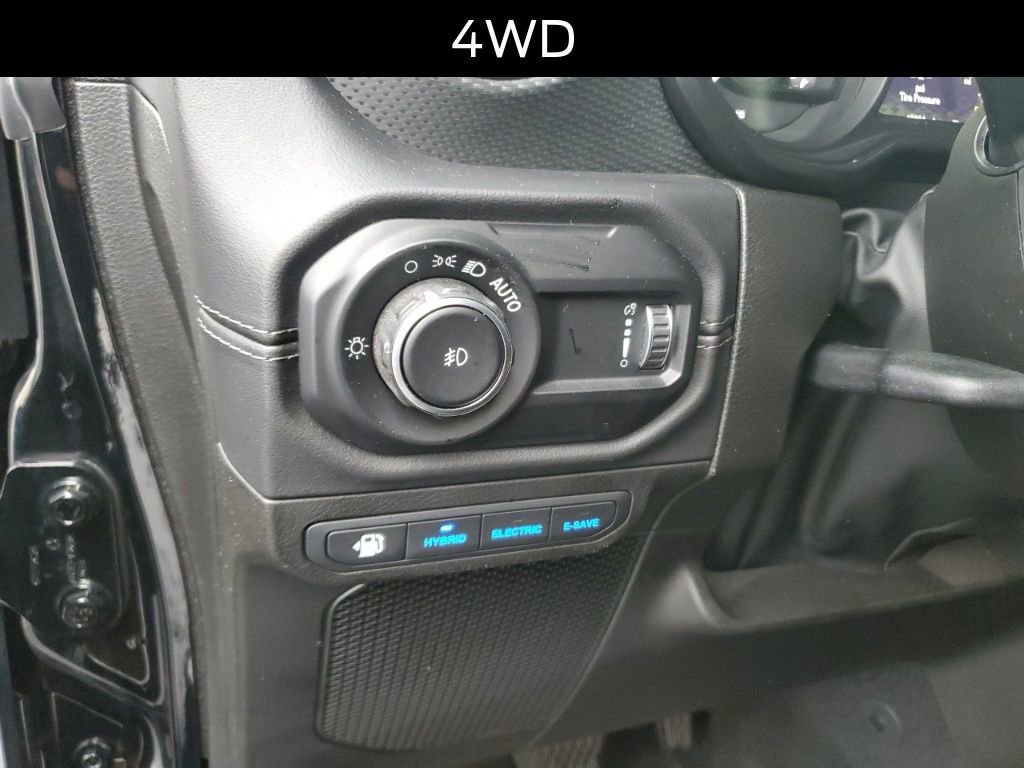 Used 2024 Jeep Wrangler Unlimited Rubicon 4xe image 14